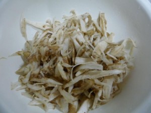ごぼうのごま醤油炒め3