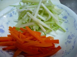 セロリとにんじんのきんぴら