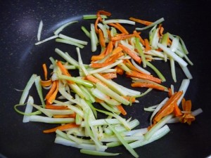 セロリとにんじんのきんぴら2