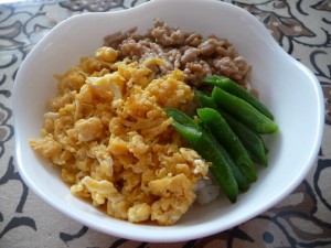 豚そぼろごはん完成品。